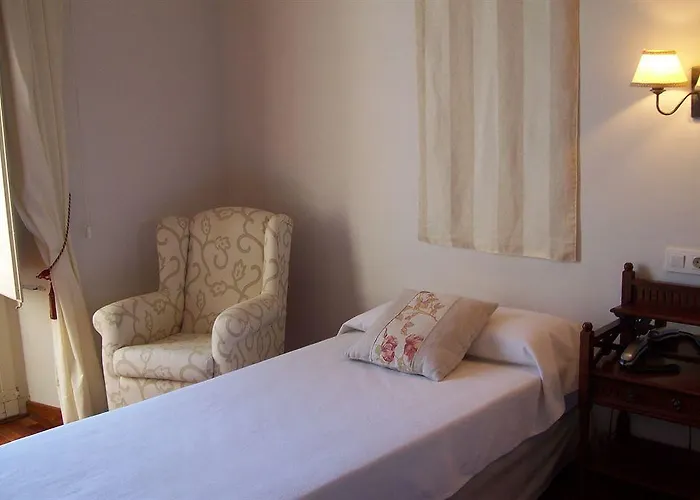 Otel Palou 1874 3*